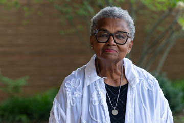 Dr. Brenda Farmer